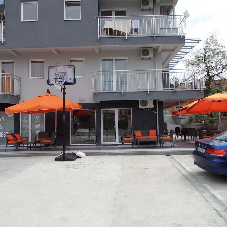 Agape Apartments Тиват Экстерьер фото