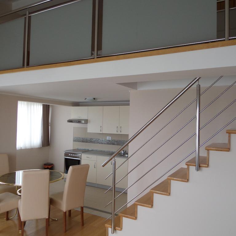 Agape Apartments Тиват Экстерьер фото