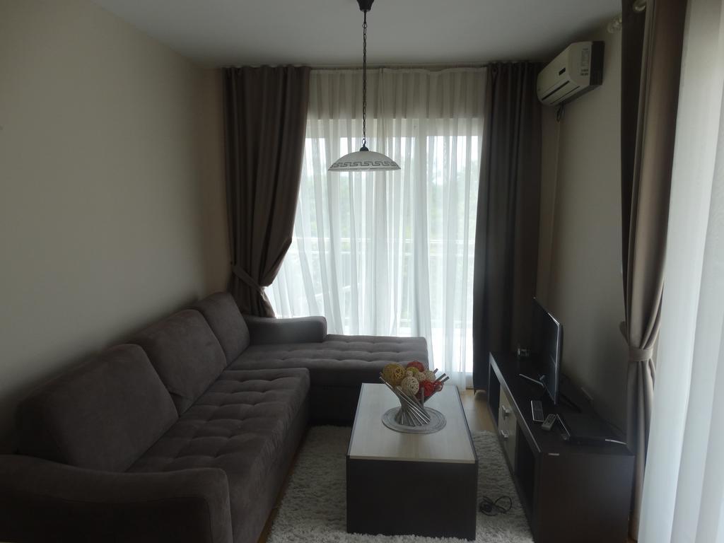Agape Apartments Тиват Экстерьер фото