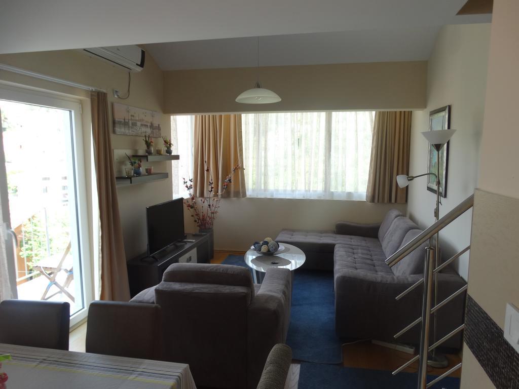 Agape Apartments Тиват Экстерьер фото