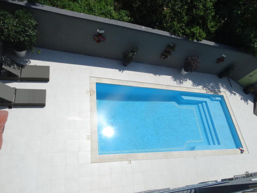 Agape Apartments Тиват Экстерьер фото